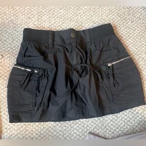 AE Snappy Stretch High-Waisted Cargo Mini Skort